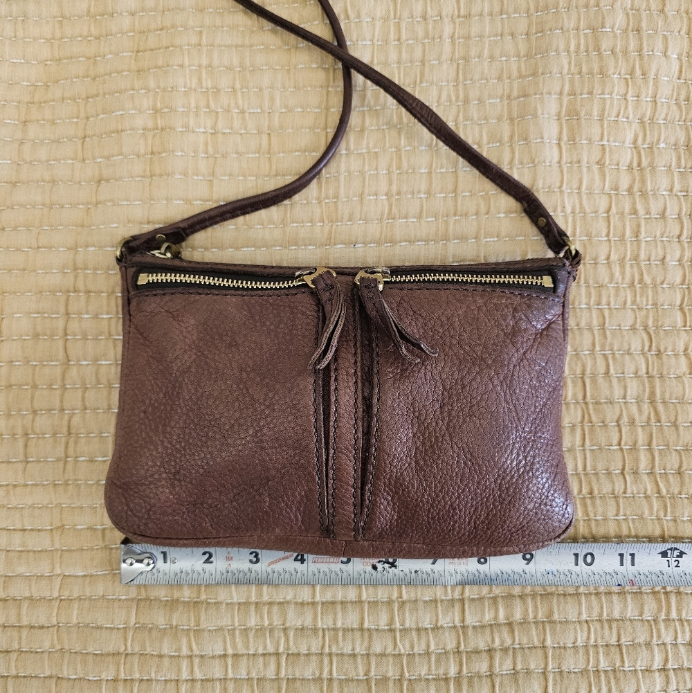 FOSSIL Brown Soft Leather ERIN Small Crossbody Purse Bag Brass Hardware - Picture 12 of 13